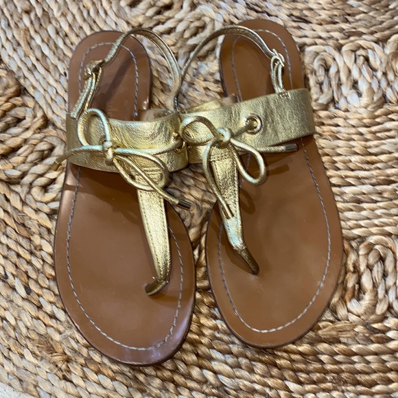 kate spade Shoes Kate Spade Gold Bow Thong Sandals Poshmark